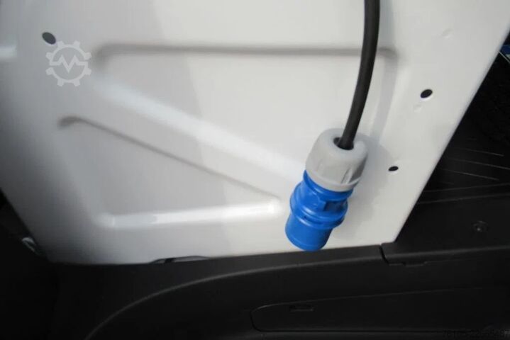 ψυγείο βαν Mercedes-Benz Sprinter 314 CDI Koel/Vries/ verwarmen 220 volt...