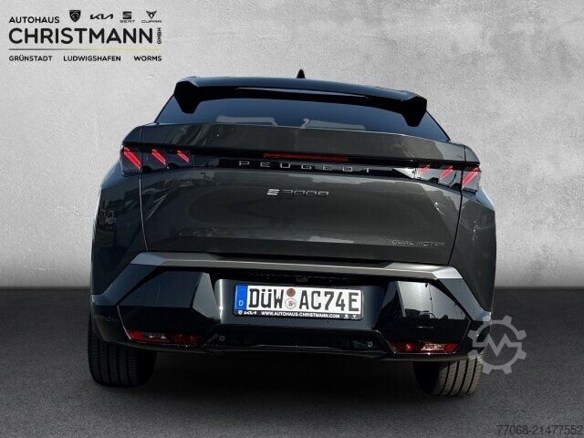 厢式货车 Peugeot 3008 Dual-Elektromotor 325 Launch Edition Elektromotor AWD El. Panodach Navi Memory Sitze