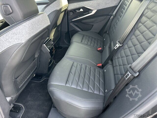 厢式货车 Peugeot 3008 Dual-Elektromotor 325 Launch Edition Elektromotor AWD El. Panodach Navi Memory Sitze