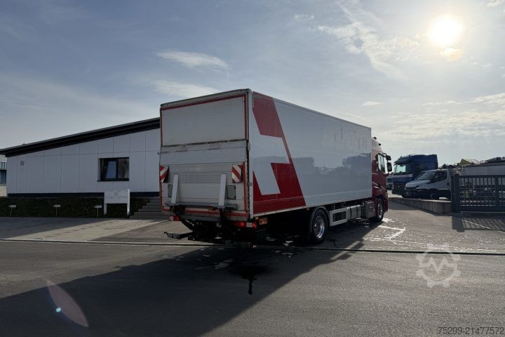 LKW mit Kofferaufbau Renault T 460 4x2 Koffer/HB / Swiss-Vehicle