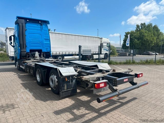 Autocamion cu caroserie interschimbabilă VOLVO FH460 BDF 7,82m  ACC Lane Guard Xenon