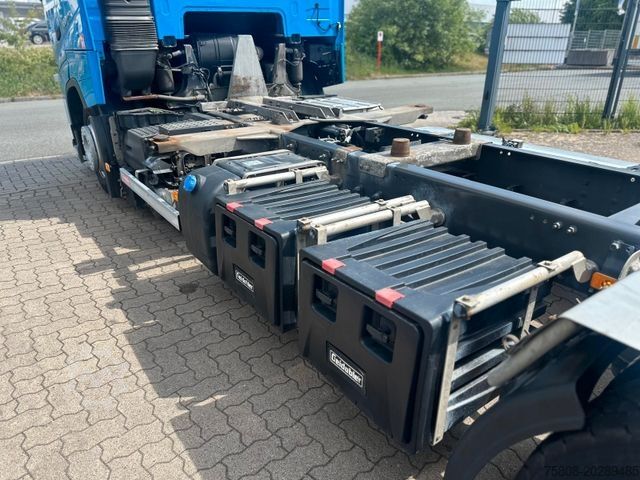 Autocamion cu caroserie interschimbabilă VOLVO FH460 BDF 7,82m  ACC Lane Guard Xenon