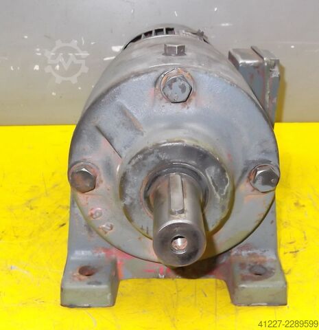 Gearmotor 0,18 kW 13 o / min SEW Eurodrive P53WD71B4