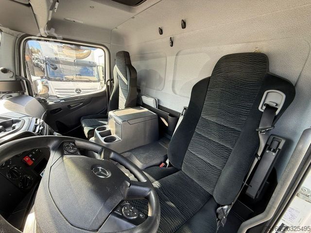 Refrigerated truck MERCEDES-BENZ ATEGO 1323 L Kühlkoffer 7,20 m LBW 1,5 T*THERMO