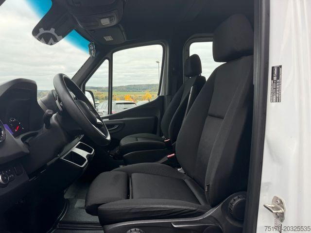 Pick-up van MERCEDES-BENZ Sprinter 215 CDI DoKa 9G Klima AHK SHZ