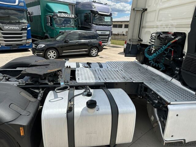 หัวลากมาตรฐาน DAF XF 480 SSC 2 Tank RET STANDKLIMA NEW TACHO 4.1