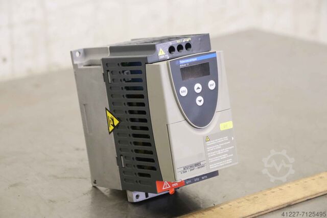 Penukar frekuensi 0.75 kW Telemecanique ATV11HU18M2E