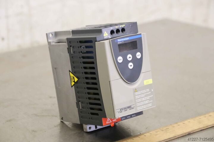 Честотен преобразувател 0,75 kW Telemecanique Altivar 11 ATV11HU18M2E