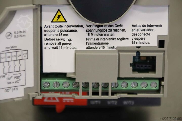 Честотен преобразувател 0,75 kW Telemecanique Altivar 11 ATV11HU18M2E
