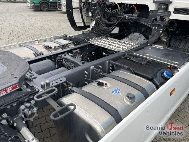 Standard dragbil Scania R 420 A4x2NA DIFF-LOCK CRB LED VECTO 3 ACC