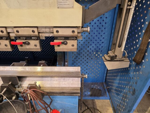 Presse plieuse Knuth AHK F 41250