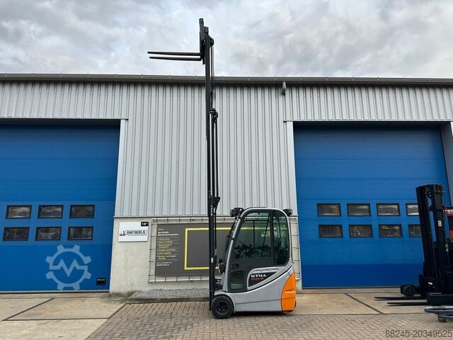 Empilhadeira elétrica triplex Still RX20-16 ano 2018 STILL RX20-16