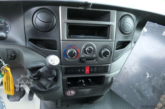 Transporter mit Koffer iveco Daily 35 S11 C30C AUTOMATIK KAMERA Regale LUFT DURCHGANG EURO-5 CoC