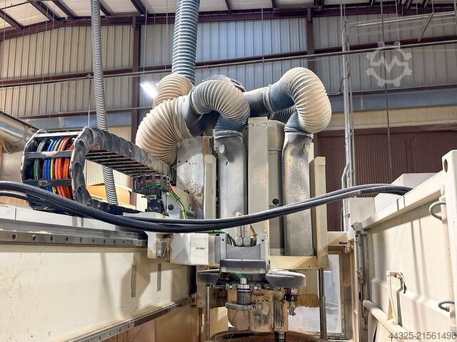 五轴加工中心 SCM ACCORD 40 FX