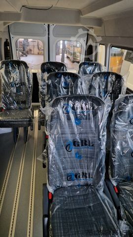 Minibüs FIAT Fiat Ducato 9 Sitzer Systemboden Rolli Stock
