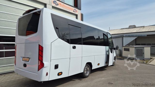 Minibüs MERCEDES-BENZ Sprinter 519 29 SchlafsesselVorlauffahrzeug
