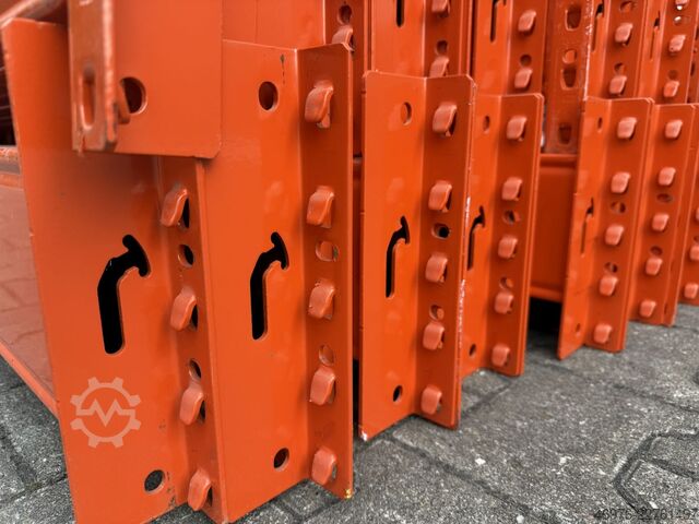 2 700 mm / K 142 x 50 mm / oransje / 5HK Arestant NS Palettenregaltraverse Traverse Regal