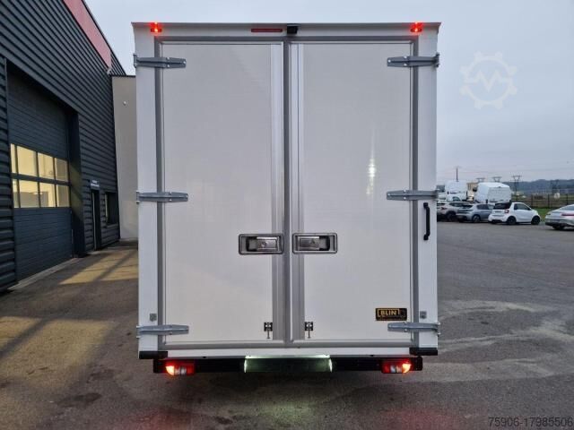 Sandučar Fiat Ducato BVA CAISSE 30m3