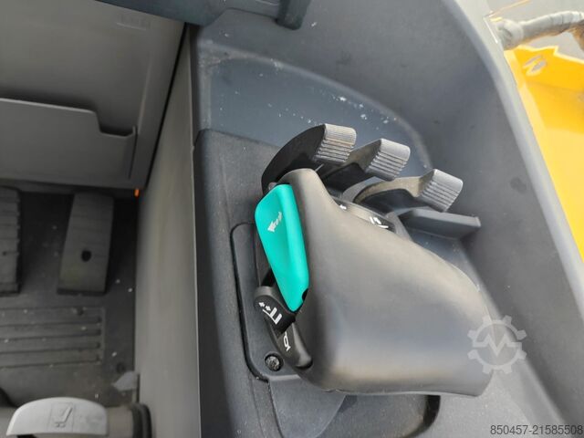 Ричтраки Jungheinrich ETM 214 Li-ion/ Camera/ drive-in