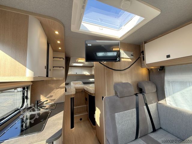 Xe căm trai bán tích hợp HOBBY ONTOUR T 710 GE 8-Gang Automatik 3.650 kg z.GG