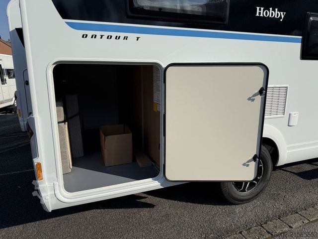 Xe căm trai bán tích hợp HOBBY ONTOUR T 710 GE 8-Gang Automatik 3.650 kg z.GG