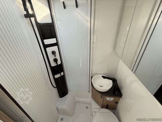 Xe căm trai bán tích hợp HOBBY ONTOUR T 710 GE 8-Gang Automatik 3.650 kg z.GG