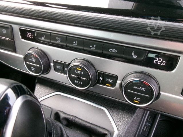 Camper van VOLKSWAGEN California T6.1 DSG 204PS Beach Camper Edition