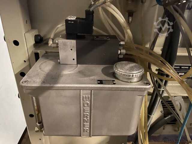 Høvlemaskine WEINIG HYDROMAT 23  (9 spindle) GROOVED