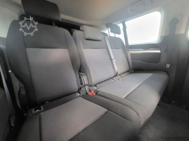 Monikäyttöajoneuvo Peugeot Traveller Business L3