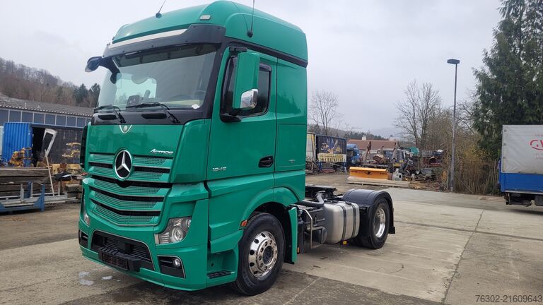 Standardna traktorska enota Mercedes-Benz 1845 Big Space Retarder Silo Kompressor