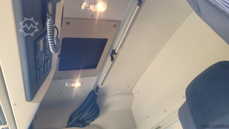 Standardna traktorska enota Mercedes-Benz 1845 Big Space Retarder Silo Kompressor