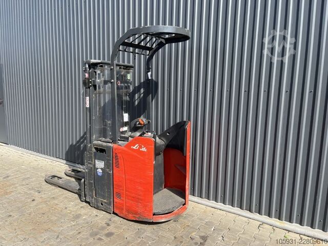 Empilhador de pé Linde D14SP