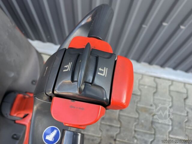Empilhador de pedestres Linde L20