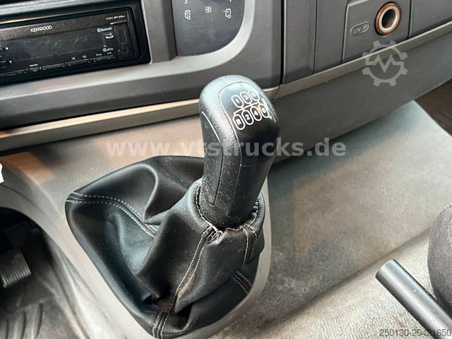 Vrachtauto met open laadbak DAF LF 250 FA 4x2 Pritsche