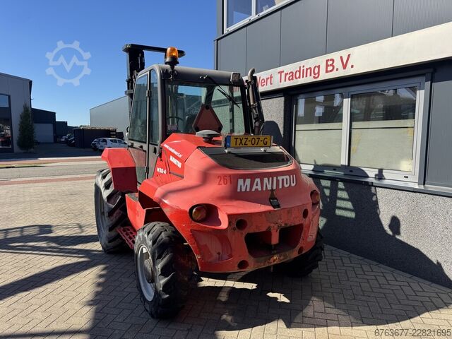 Manitou M 30-4P ST3B অফ-রোড ফর্কলিফ্ট ৪x৪, ট্রিপলো ৫৫০, সাইডশিফট, ৮০৩২ ঘন্টা, পারকিন্স ডিজেল, ২০১৭ MANITOU M 30-4P ST3B Ruwterrein Heftruck 4x4 Triplo 550 Sideshift 8032UUR Perkins DIESEL 2017
