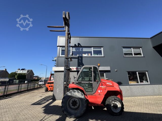 Manitou M 30-4P ST3B অফ-রোড ফর্কলিফ্ট ৪x৪, ট্রিপলো ৫৫০, সাইডশিফট, ৮০৩২ ঘন্টা, পারকিন্স ডিজেল, ২০১৭ MANITOU M 30-4P ST3B Ruwterrein Heftruck 4x4 Triplo 550 Sideshift 8032UUR Perkins DIESEL 2017