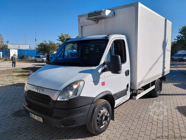 Hűtőfelépítményes furgon IVECO Daily 70C15/P