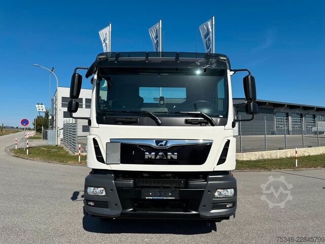 Pašizgāzējs kravas automašīna MAN TGM 15.290/Kipper/4x2/NL7,7 To/AHK/Nur55 tkm/Top