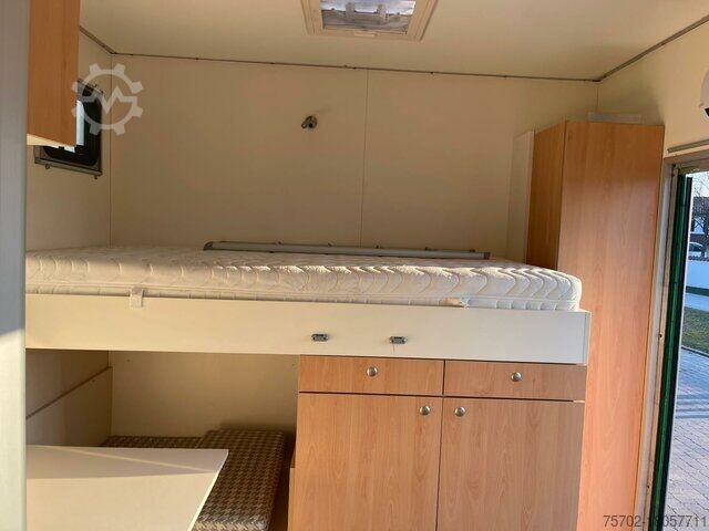 मवेशी ट्रक Mercedes-Benz Atego 1018 4 Pferde Euro 5 Automatik Klima