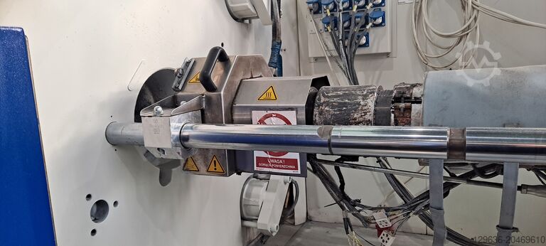 Injection molding machine BATTENFELD HM300/1300