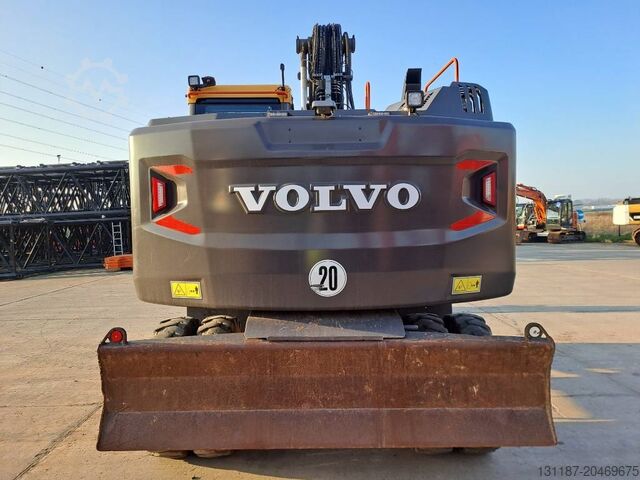 Wheel excavator Volvo EW160E