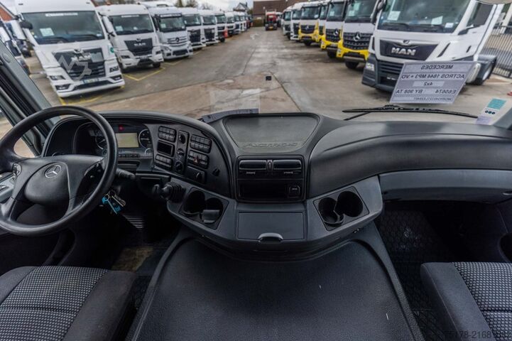 Estándar-SZM MERCEDES ACTROS 1844 LS- MP3+VOITH
