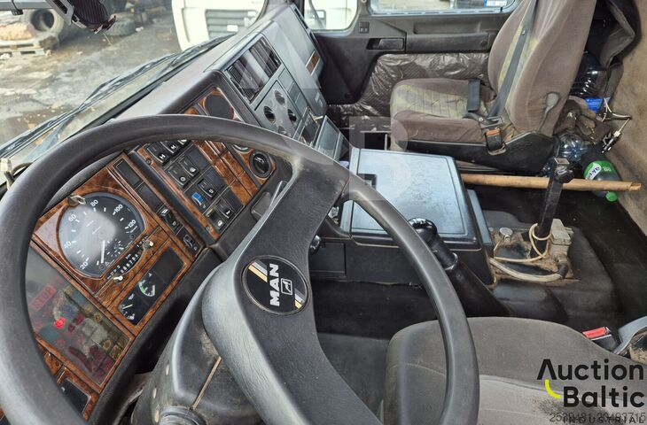 Xe tải tự đổ MAN 27.464