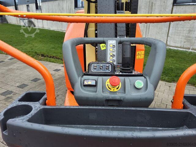 Vertikalna jarbol platforma JLG Toucan 12E Plus