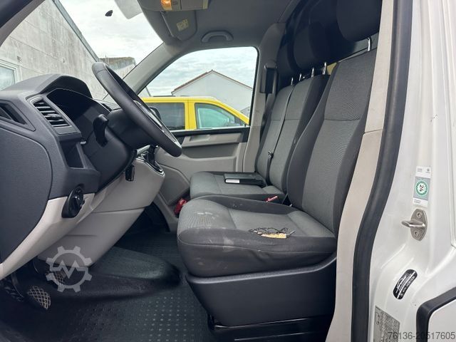 Panel van VOLKSWAGEN T6 2.0 TDI lang 3 Sitzer Kasten