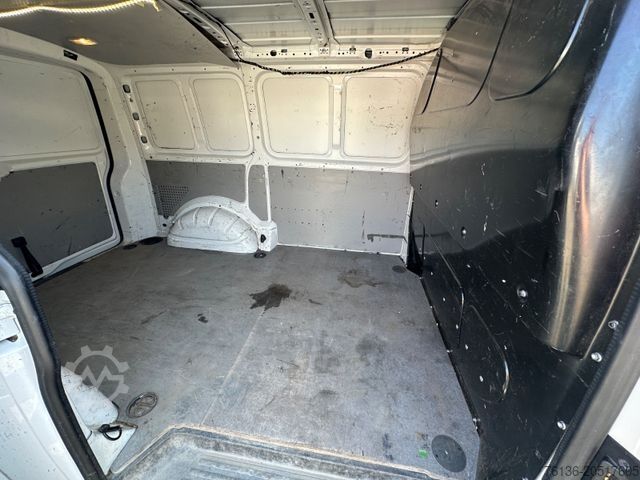 Panel van VOLKSWAGEN T6 2.0 TDI lang 3 Sitzer Kasten