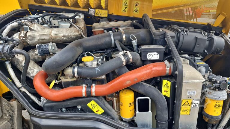 Телескопический погрузчик JCB 532-70 AGRI SUPER