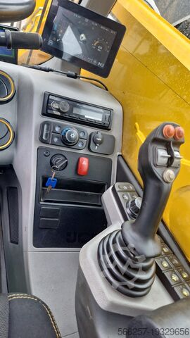 Телескопический погрузчик JCB 532-70 AGRI SUPER