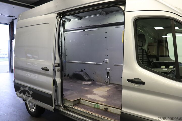 Xe thùng Ford Transit 2.0 TDCI 130PK L3H2 EURO 6 - Airco - Na...