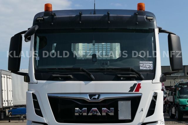 Grua montada em camião MAN TGS 26.460 6x4 Retarder Kran PK 19001 SLD5 Funk